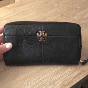 Tory Burch Ivy Leather Continental Wallet
